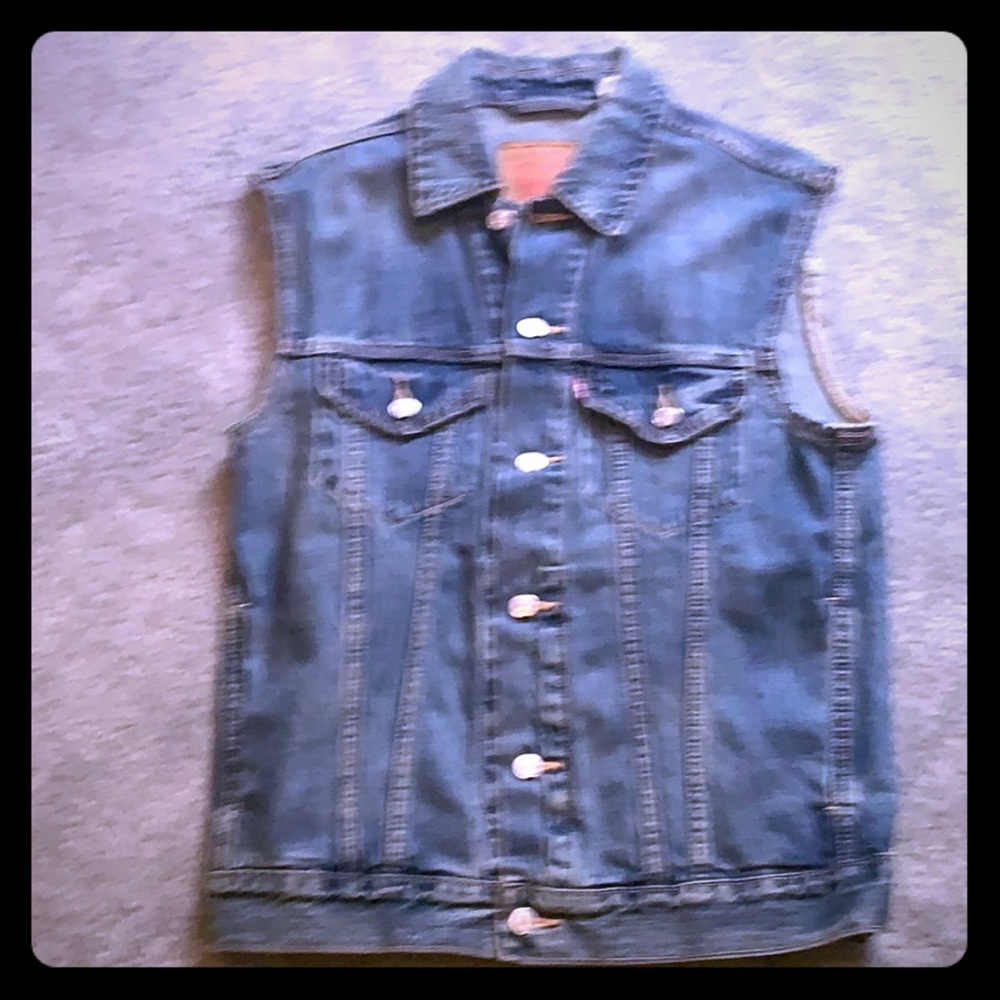 Levi’s blue jean vest